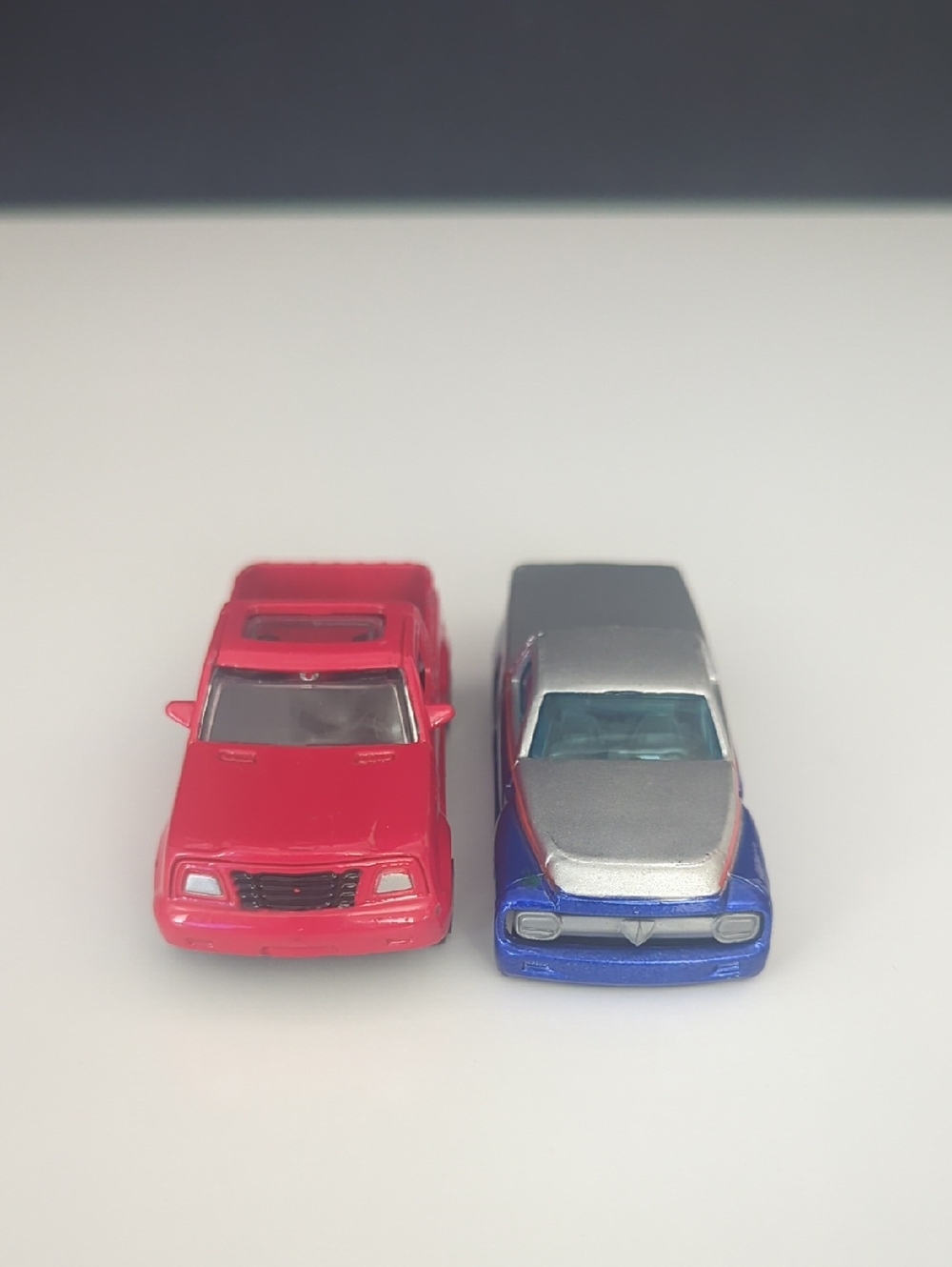 Two vintage die cast: Hot Wheels Ford Switchback & MotorMax Truck with sunroof